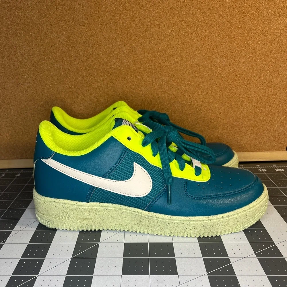 Nike 
Air Force 1 
Next Crater
GS
Brand new
NWOT - Picture 4 of 15